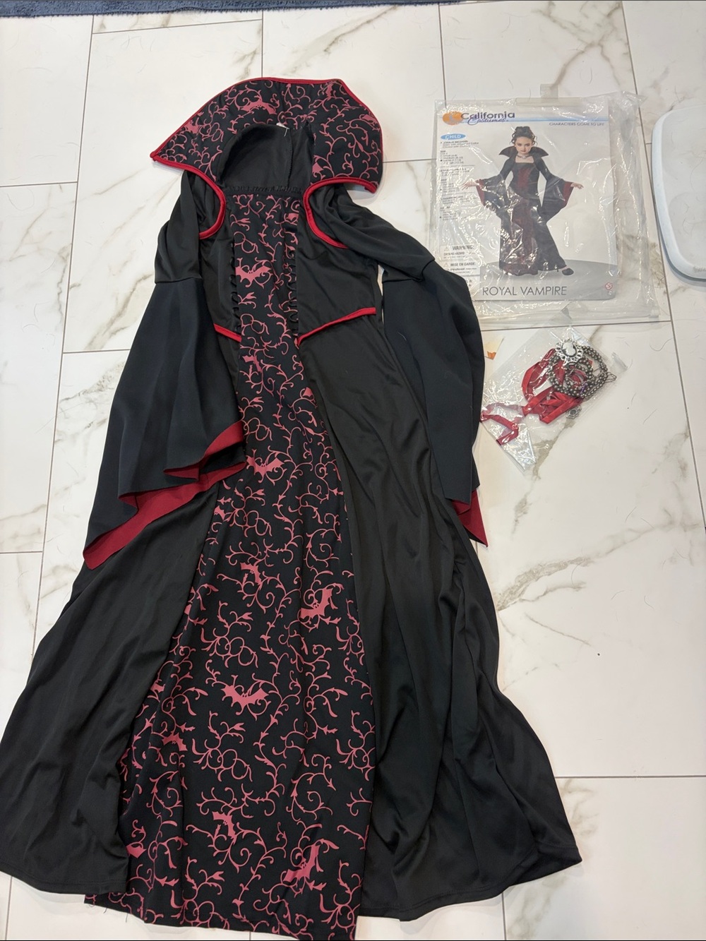 California Costumes Black & Red Royal Vampire Hooded Gown